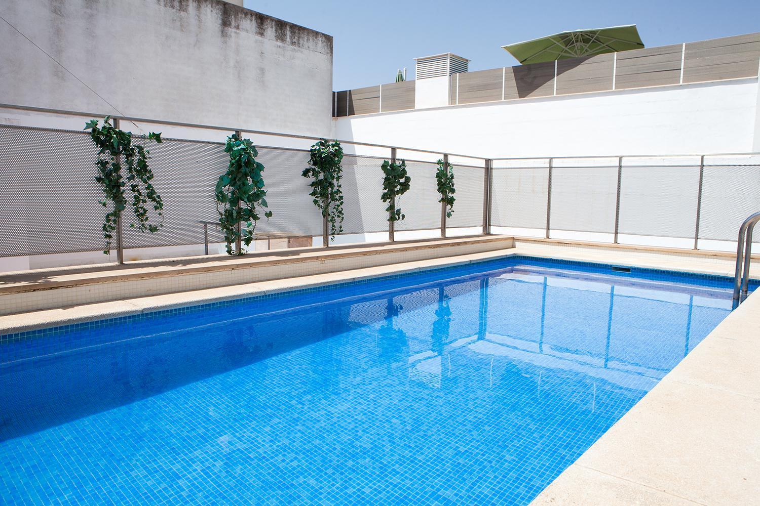Charming Apartment With Pool And Garage Севилья Экстерьер фото